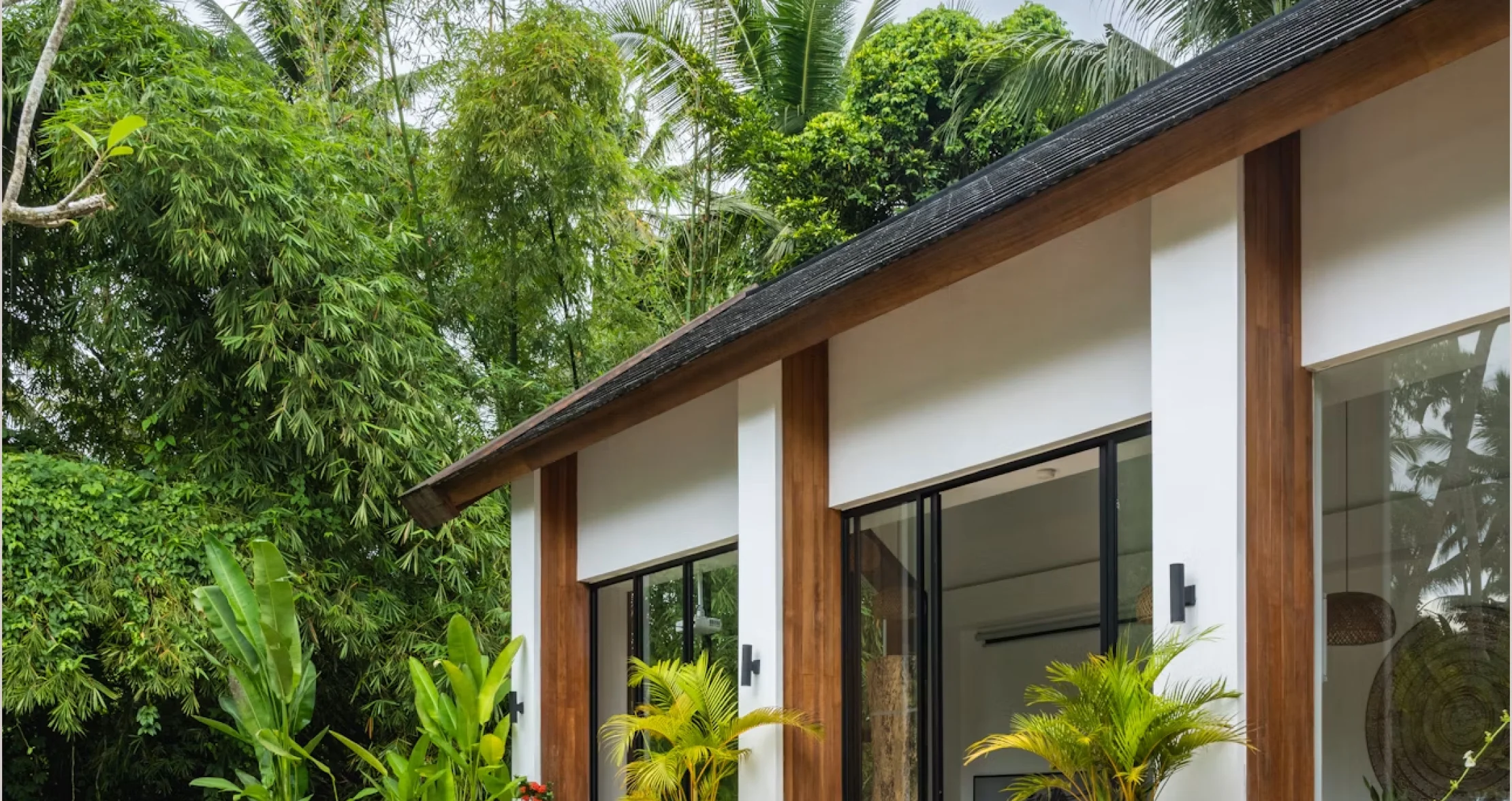 Dynamic Content Image